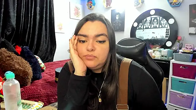 Luise Meyrink online show from 02-06-26, 02:27