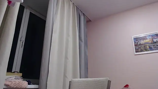 Snapshot of A2ure chatting on 10-18-25, 12:06 A2ure online show from 10-18-25, 12:06