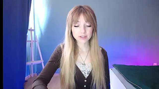 LuciaYoung online show from 02-18-25, 01:22