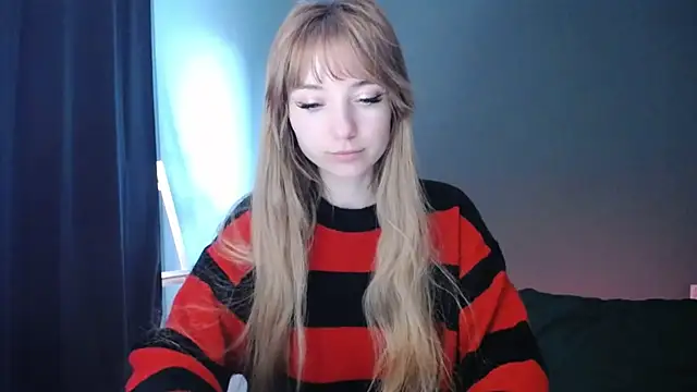 LuciaYoung online show from 02-22-25, 06:28