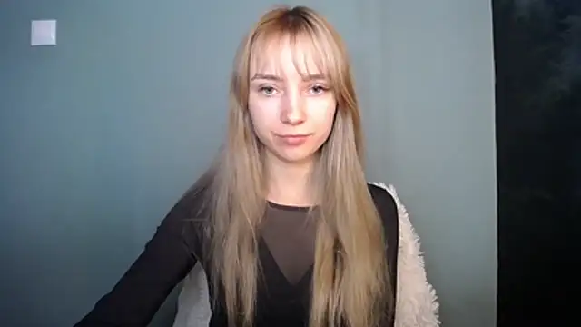 LuciaYoung online show from 01-19-26, 08:40