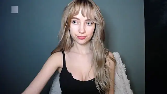 LuciaYoung online show from 02-03-26, 03:06