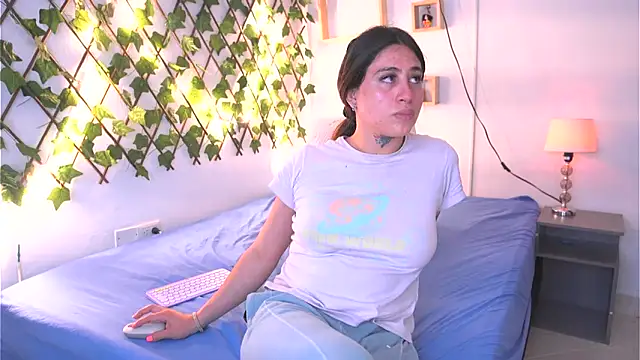 argiee taylorxs2 online show from 09-26-25, 11:20