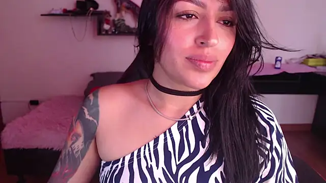 MissDennise online show from 01-08-25, 04:22