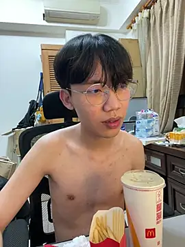 Snapshot of hihi0169 chatting on 03-08-25, 09:08 hihi0169 online show from 03-08-25, 09:08