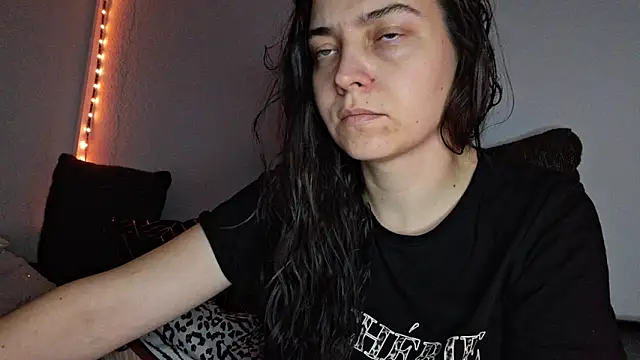 Cyndee Winter online show from 12-05-24, 03:28