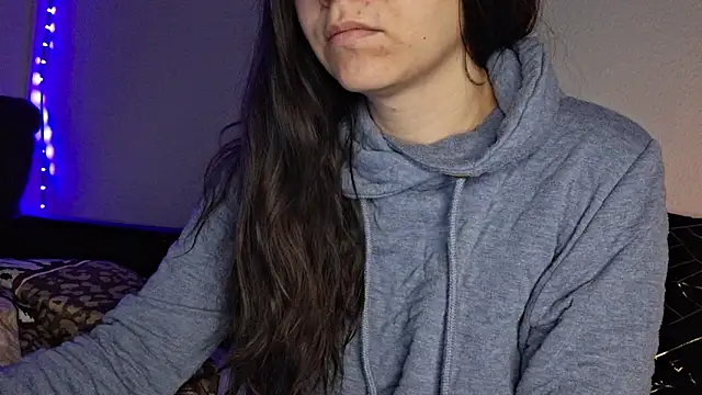 Cyndee Winter online show from 12-20-24, 05:18