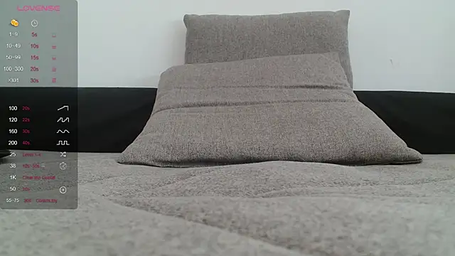 Snapshot of Luckyalice_4u chatting on 09-24-25, 10:29 Luckyalice 4u online show from 09-24-25, 10:29