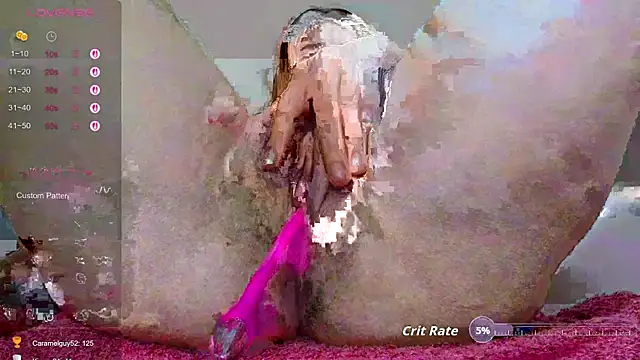 Snapshot of Luckyalice_4u chatting on 12-15-25, 07:07 Luckyalice 4u online show from 12-15-25, 07:07