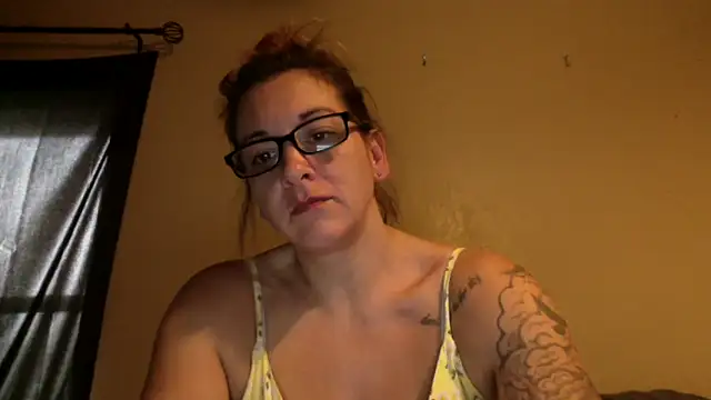 Snapshot of bella8769 chatting on 03-02-26, 04:25 bella8769 online show from 03-02-26, 04:25