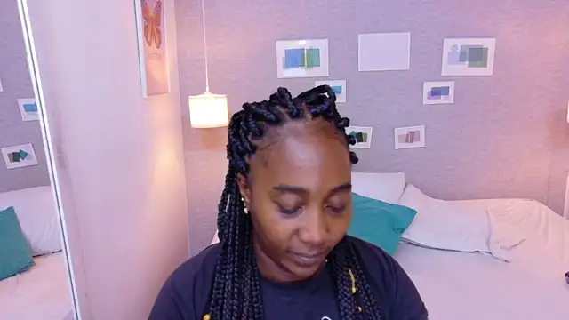 kiara evanss online show from 10-15-25, 11:27