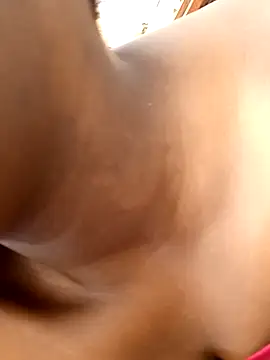 Snapshot of pretty_amaal chatting on 12-31-24, 06:37 pretty amaal online show from 12-31-24, 06:37