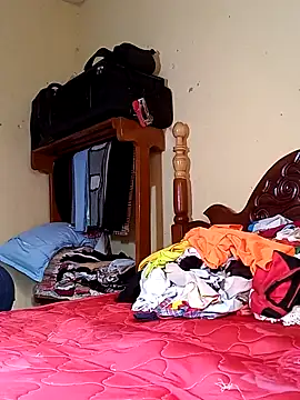 Snapshot of pretty_amaal chatting on 01-01-25, 03:03 pretty amaal online show from 01-01-25, 03:03