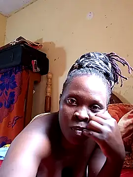 Snapshot of pretty_amaal chatting on 03-05-25, 10:33 pretty amaal online show from 03-05-25, 10:33