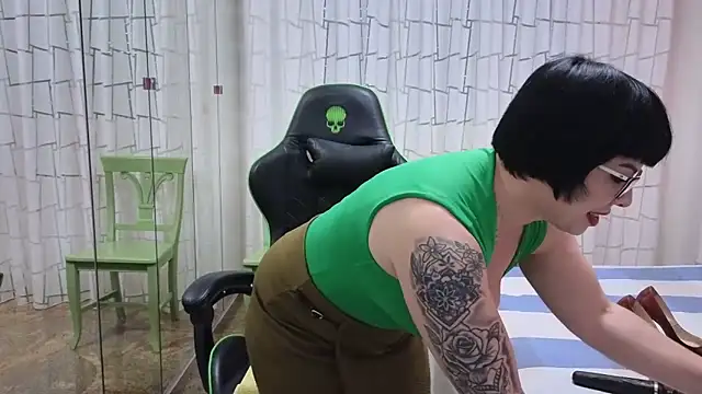   Nina online show from 02-27-25, 01:17