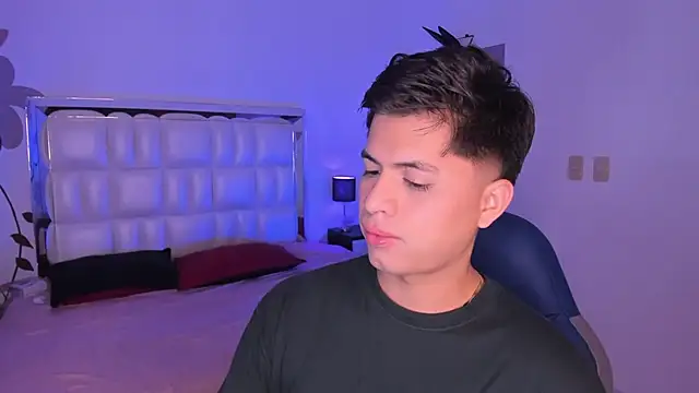 Niicky1  online show from 01-07-25, 08:42