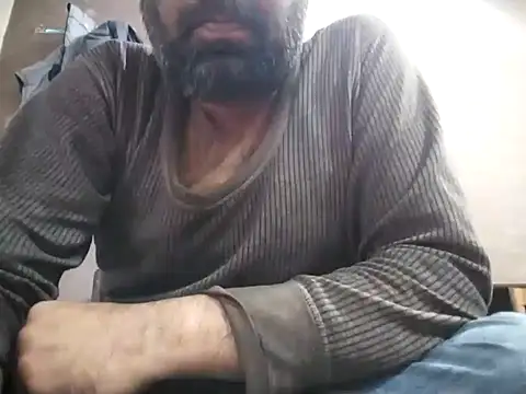 Snapshot of lund_lol chatting on 01-19-25, 08:39 lund lol online show from 01-19-25, 08:39