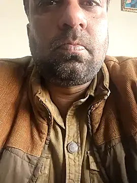 Snapshot of lund_lol chatting on 01-29-25, 09:55 lund lol online show from 01-29-25, 09:55