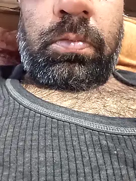 Snapshot of lund_lol chatting on 02-14-25, 08:21 lund lol online show from 02-14-25, 08:21