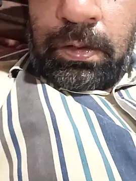 Snapshot of lund_lol chatting on 02-15-25, 09:49 lund lol online show from 02-15-25, 09:49