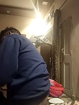 Snapshot of lund_lol chatting on 02-17-25, 06:59 lund lol online show from 02-17-25, 06:59