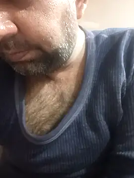 Snapshot of lund_lol chatting on 02-18-25, 05:21 lund lol online show from 02-18-25, 05:21