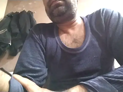 Snapshot of lund_lol chatting on 02-19-25, 04:55 lund lol online show from 02-19-25, 04:55