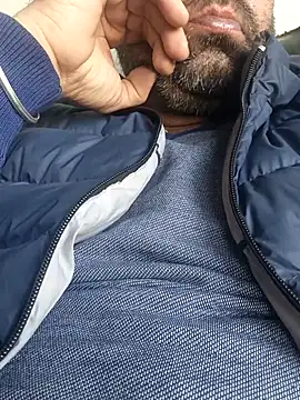 Snapshot of lund_lol chatting on 02-21-25, 10:39 lund lol online show from 02-21-25, 10:39