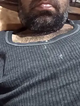 Snapshot of lund_lol chatting on 02-25-25, 04:53 lund lol online show from 02-25-25, 04:53