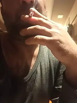 Snapshot of lund_lol chatting on 03-05-25, 04:13 lund lol online show from 03-05-25, 04:13