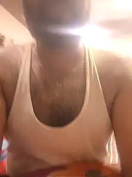 Snapshot of lund_lol chatting on 03-16-25, 07:15 lund lol online show from 03-16-25, 07:15