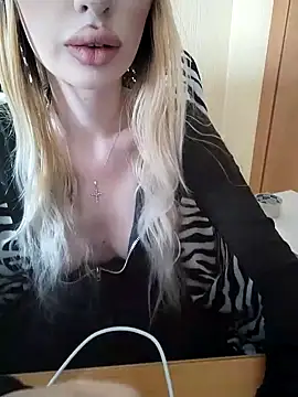 Elza kom online show from 02-22-25, 07:23