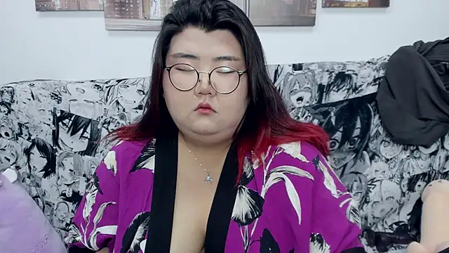 Nadine asian online show from 12-19-24, 06:45