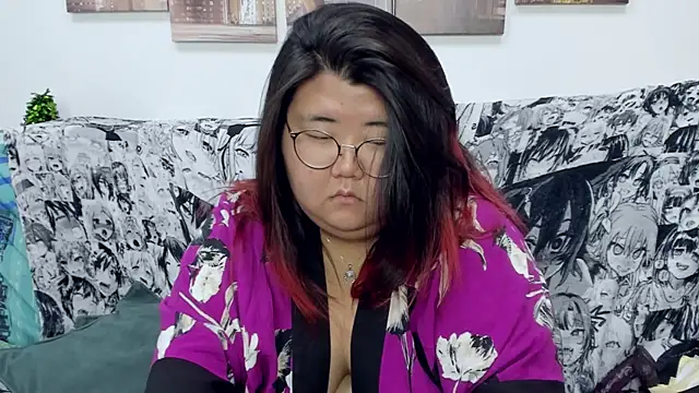 Nadine asian online show from 12-28-24, 09:31