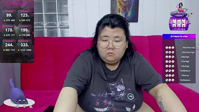 Nadine asian online show from 10-11-25, 01:16