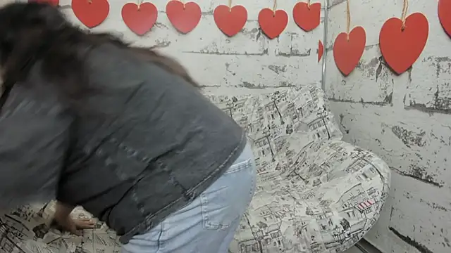 Nadine asian online show from 11-29-25, 01:52