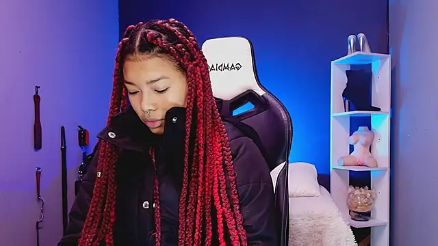 Snapshot of JadaRoberts chatting on 11-26-25, 11:55 JadaRoberts online show from 11-26-25, 11:55