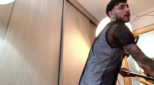 enzo herrera01 online show from 02-27-25, 05:45