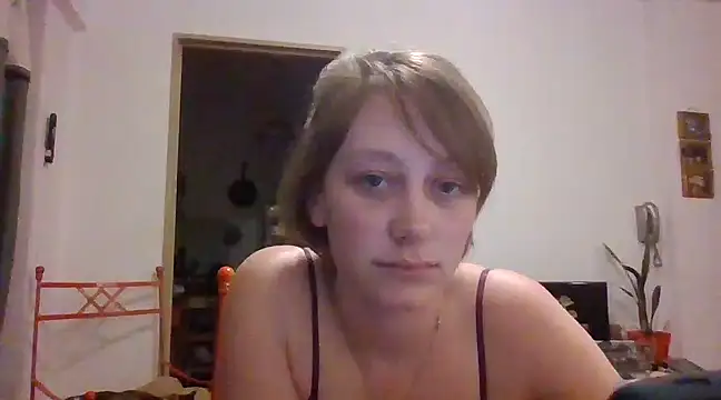 Snapshot of stupid_babybird chatting on 12-19-24, 07:18 stupid babybird online show from 12-19-24, 07:18