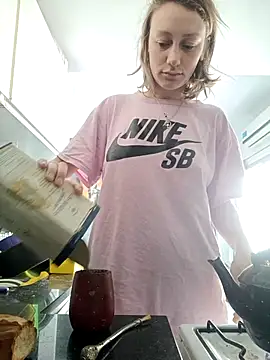 Snapshot of stupid_babybird chatting on 10-30-25, 12:17 stupid babybird online show from 10-30-25, 12:17