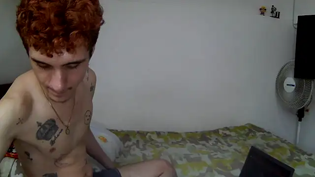 Snapshot of TheKing6ix9ine69 chatting on 12-14-24, 05:40 TheKing6ix9ine69 online show from 12-14-24, 05:40