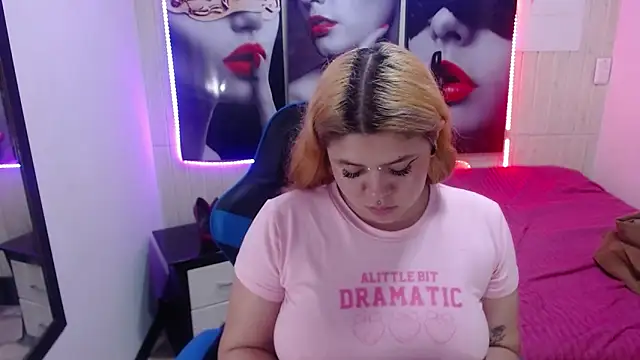 Snapshot of sara_winehouse1 chatting on 12-07-24, 07:43 sara winehouse1 online show from 12-07-24, 07:43