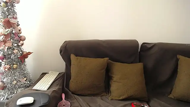 Snapshot of sara_winehouse1 chatting on 01-07-25, 04:27 sara winehouse1 online show from 01-07-25, 04:27