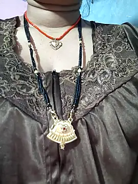 Snapshot of Ritasingh-0461 chatting on 02-06-26, 01:43 Ritasingh-0461 online show from 02-06-26, 01:43