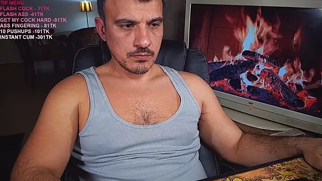 Snapshot of officeman7 chatting on 03-01-25, 05:05 officeman7 online show from 03-01-25, 05:05