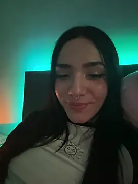 Snapshot of ShannonShanny chatting on 01-28-25, 12:43 ShannonShanny online show from 01-28-25, 12:43