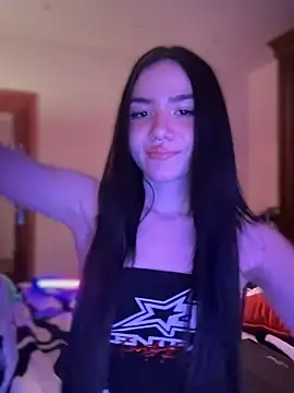 Snapshot of ShannonShanny chatting on 02-01-25, 08:05 ShannonShanny online show from 02-01-25, 08:05