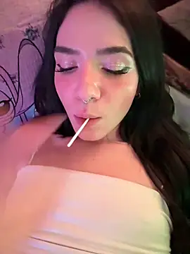 Snapshot of ShannonShanny chatting on 02-03-25, 09:18 ShannonShanny online show from 02-03-25, 09:18