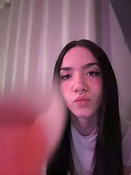 Snapshot of ShannonShanny chatting on 03-20-25, 07:35 ShannonShanny online show from 03-20-25, 07:35