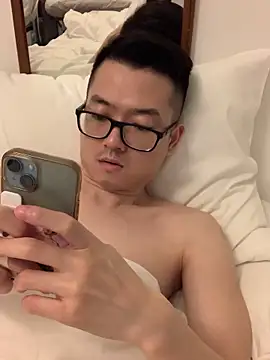 wangjian2324 online show from 11-23-25, 12:27